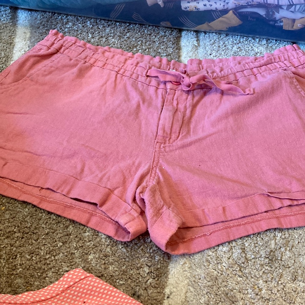 Old Navy size 12. Pink/ Mauve. Draw string. Great shape